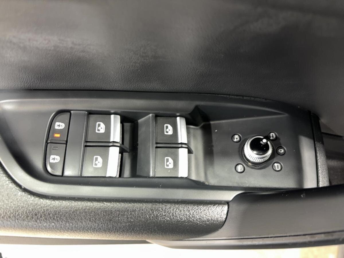2022 Audi Q5 - Image 18