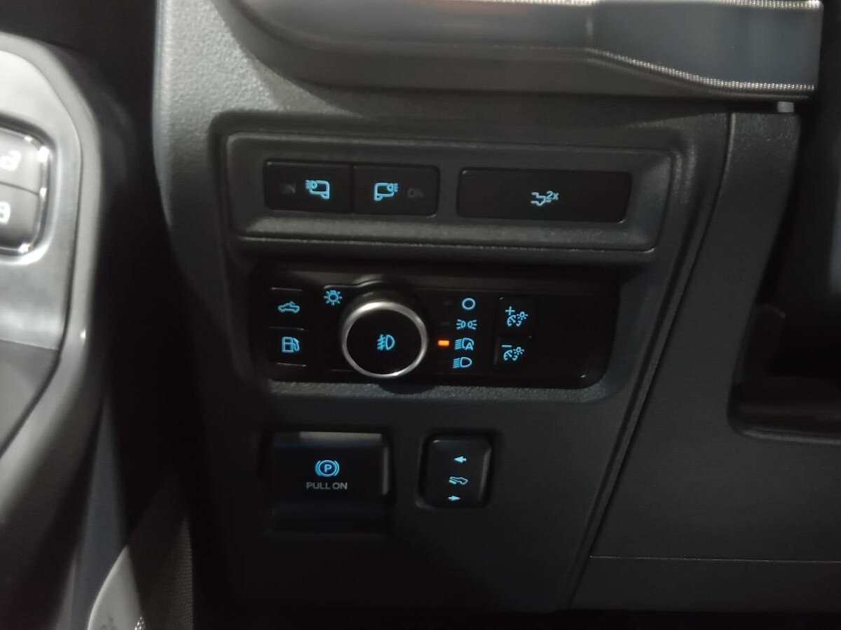 2024 Ford F-150 - Image 21
