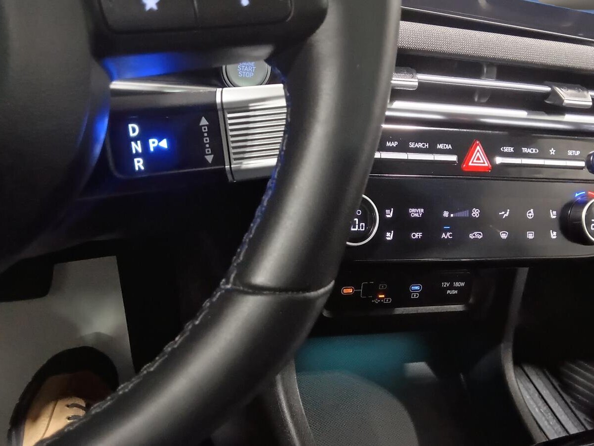 2025 Hyundai Tucson - Image 16