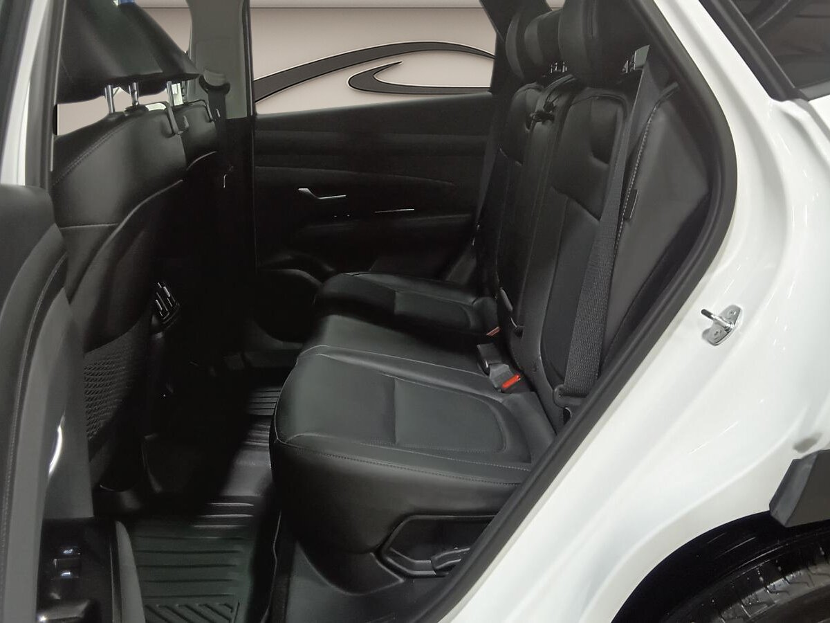 2025 Hyundai Tucson - Image 24