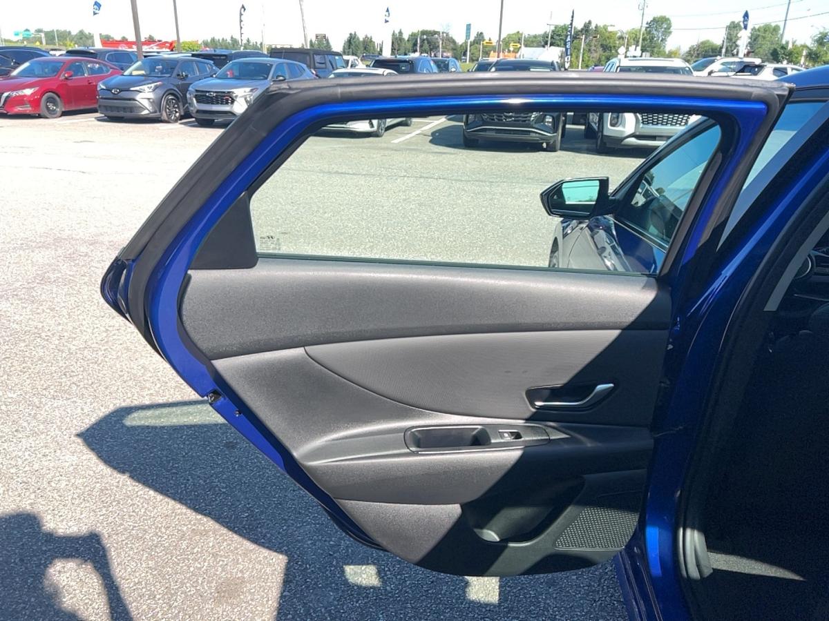2026 Hyundai Elantra - Image 18