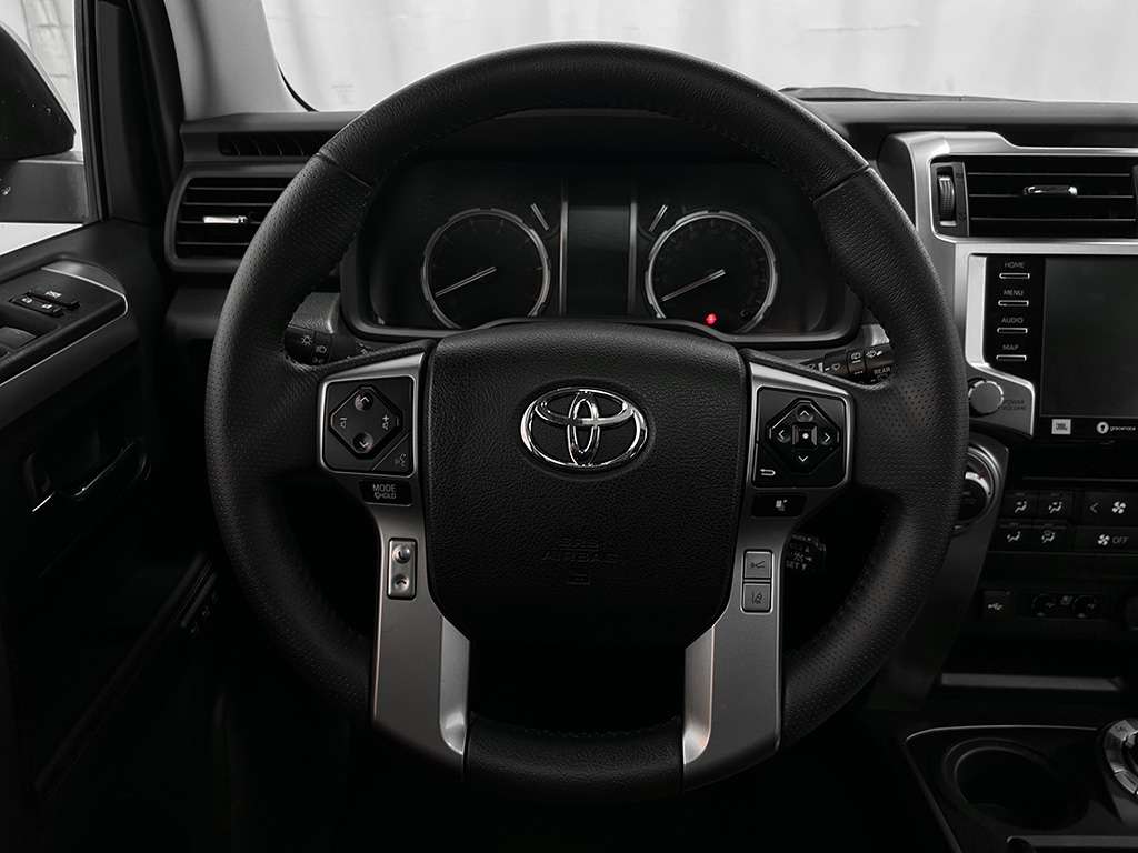 2022 Toyota 4Runner - Image 11