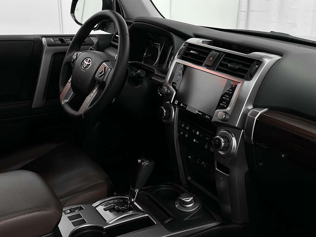 2022 Toyota 4Runner - Image 19