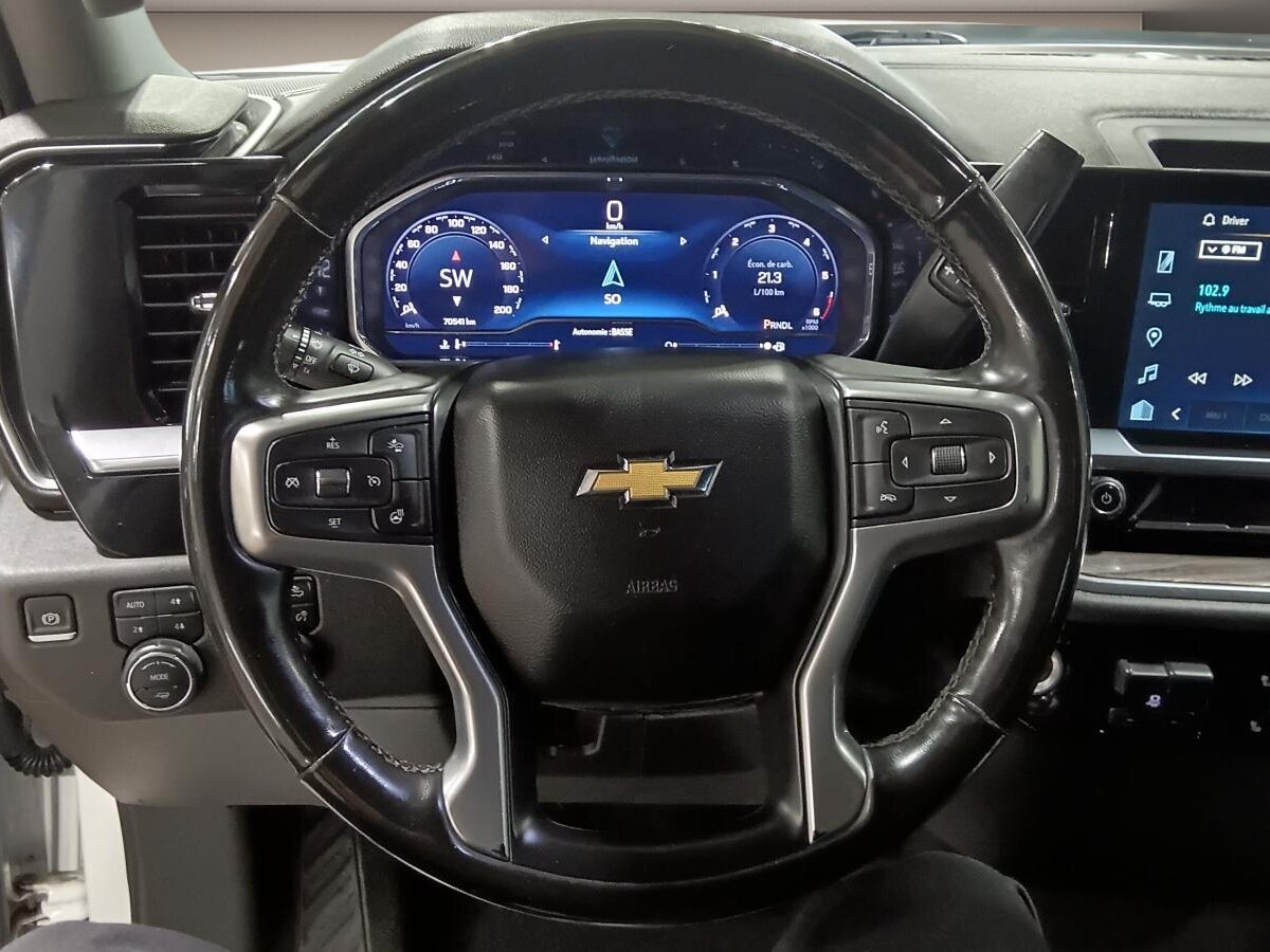 2024 Chevrolet Silverado 2500 HD - Image 15