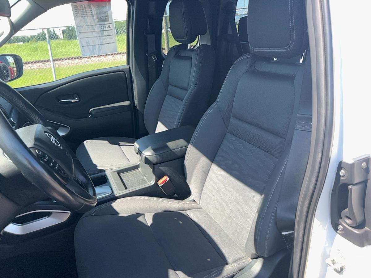 2022 Nissan Frontier - Image 11