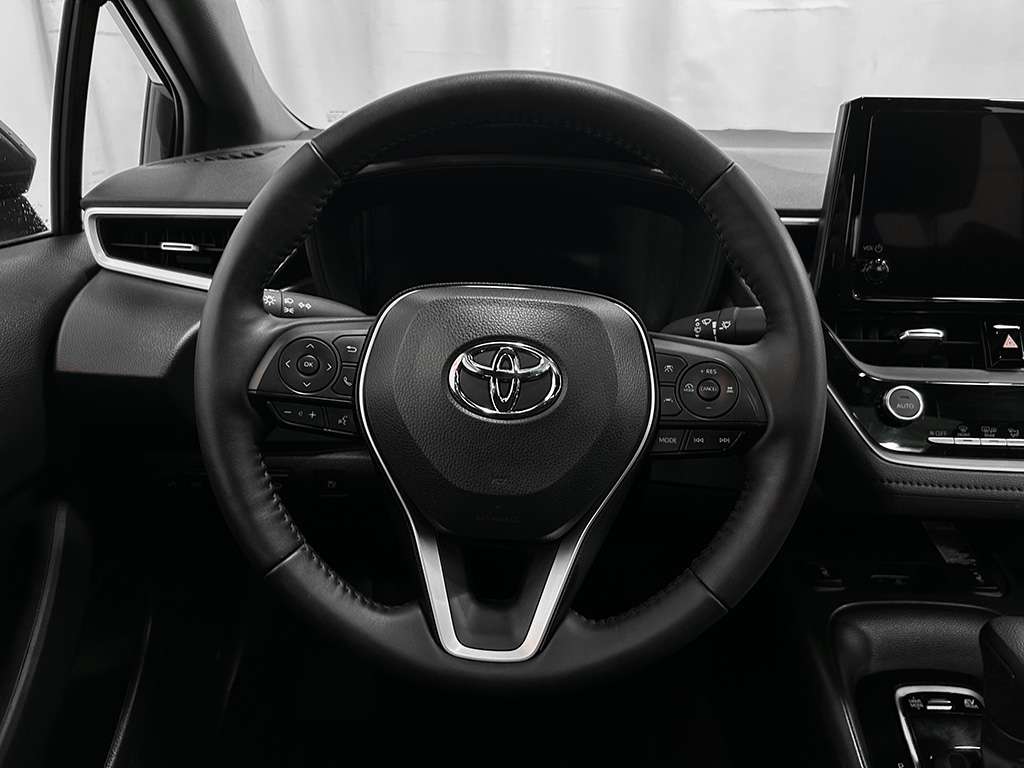 2025 Toyota Corolla - Image 11