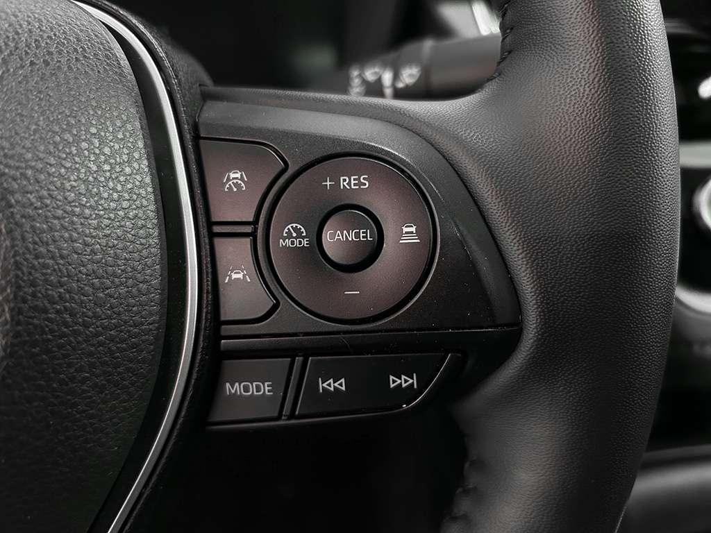 2025 Toyota Corolla - Image 12