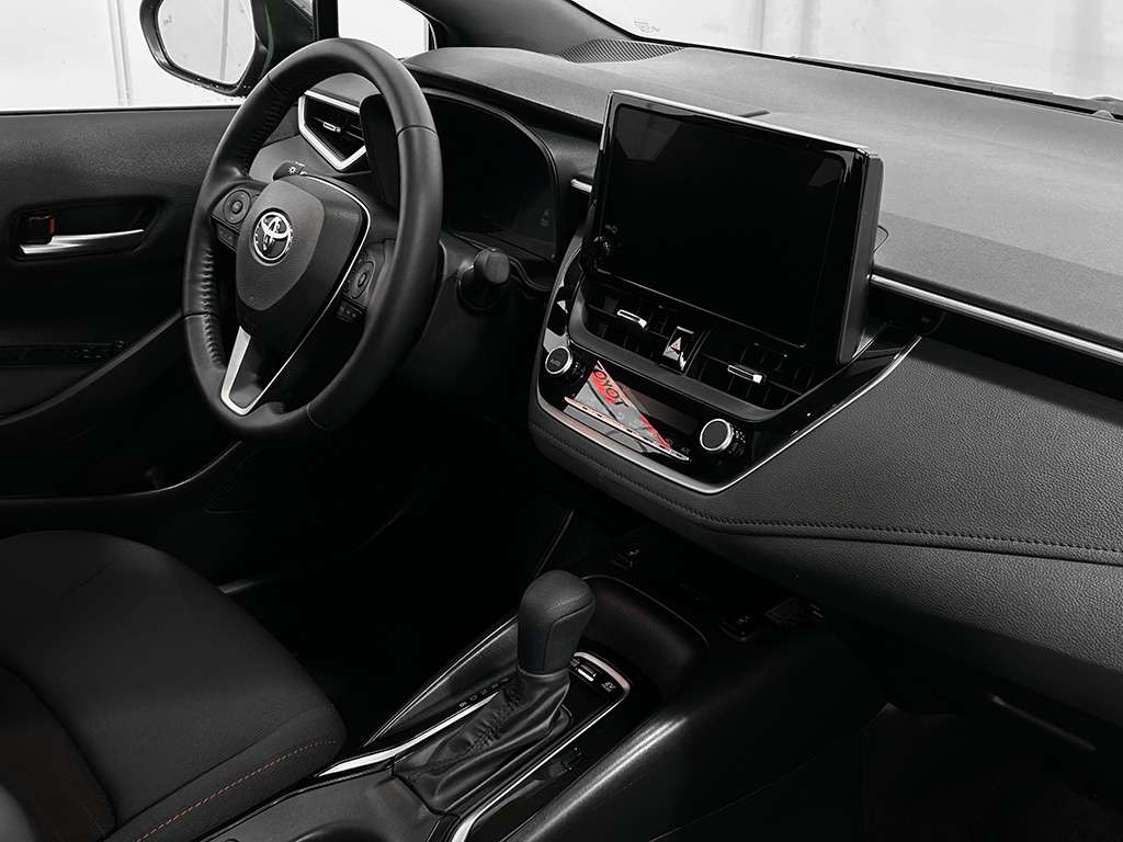 2025 Toyota Corolla - Image 19