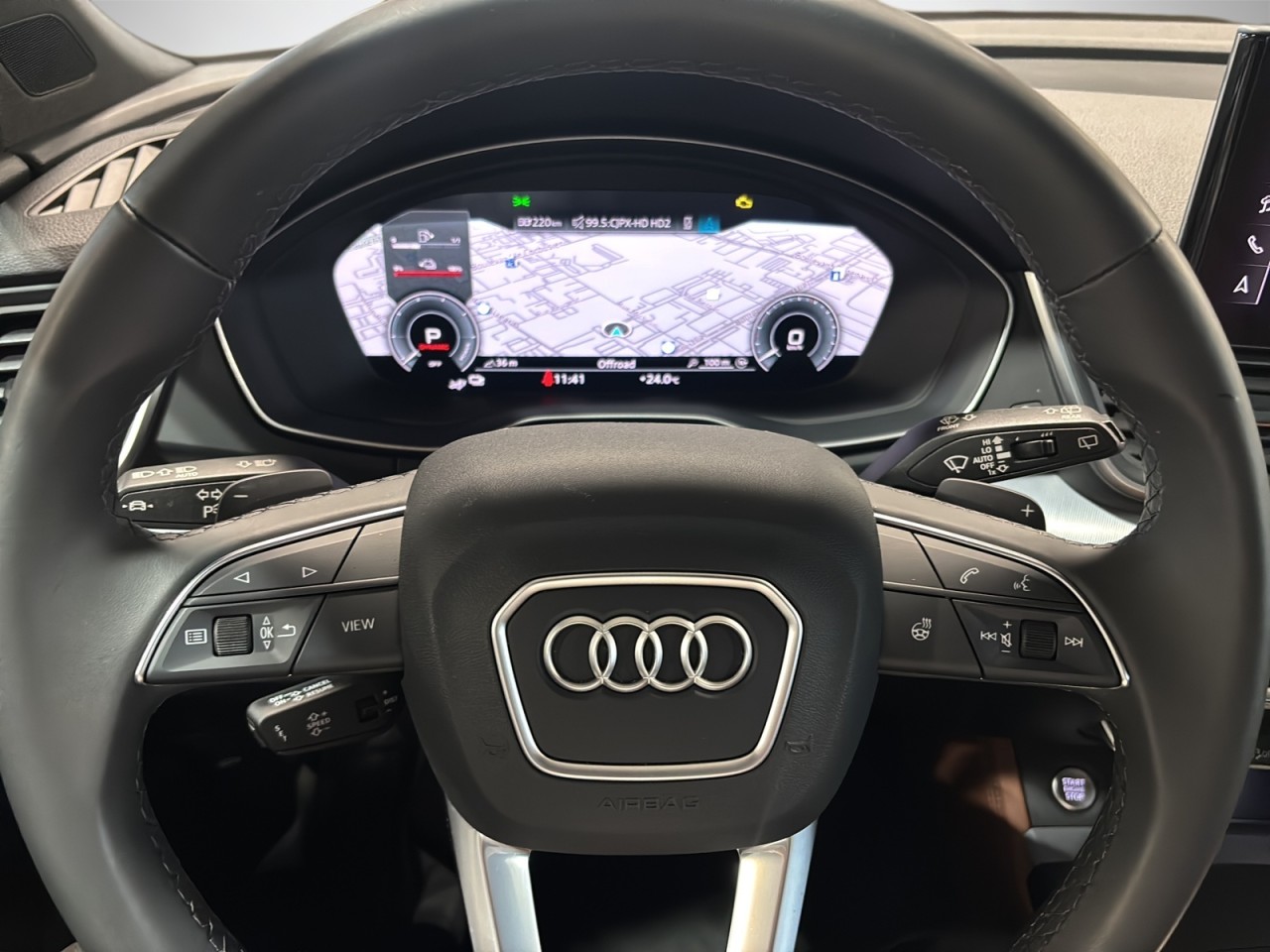 2024 Audi Q5 PHEV - Image 13