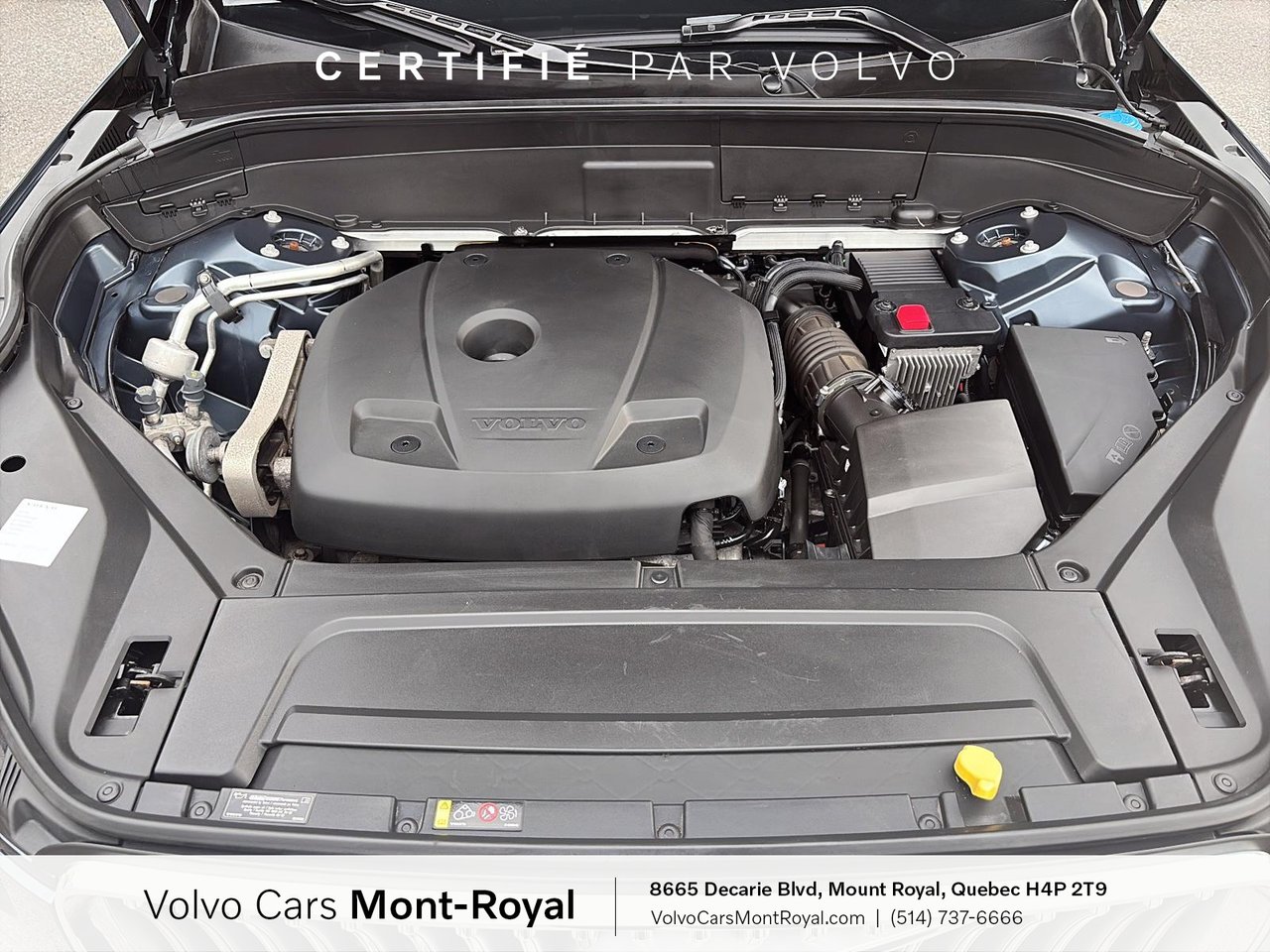2022 Volvo XC90 - Image 10