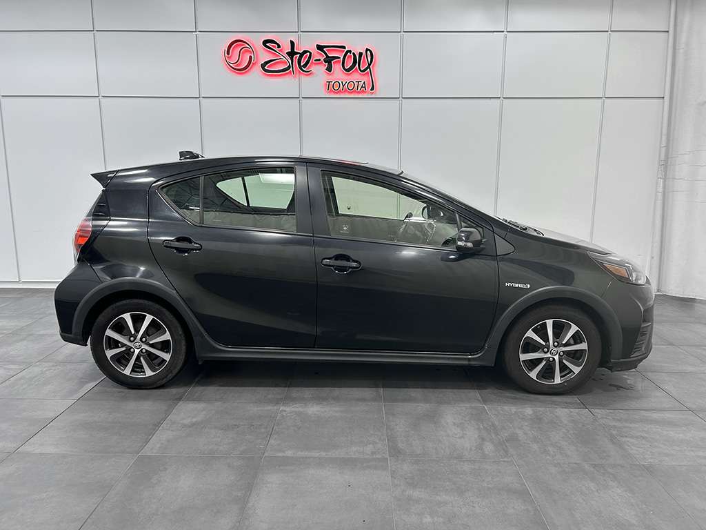 2018 Toyota Prius C - Image 7