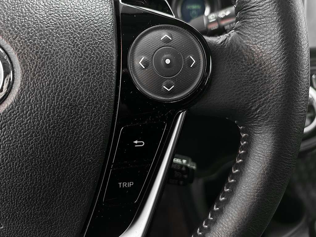 2018 Toyota Prius C - Image 12