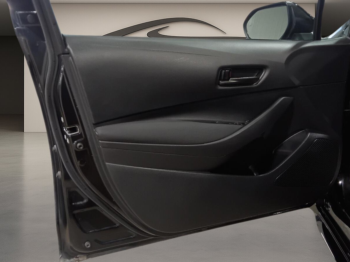 2024 Toyota Corolla - Image 26