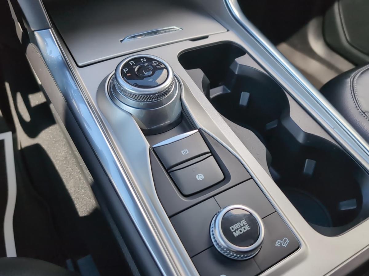 2023 Ford Explorer - Image 20