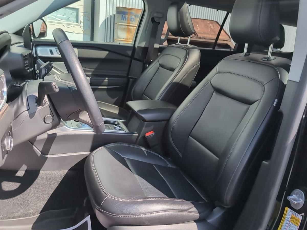 2023 Ford Explorer - Image 23