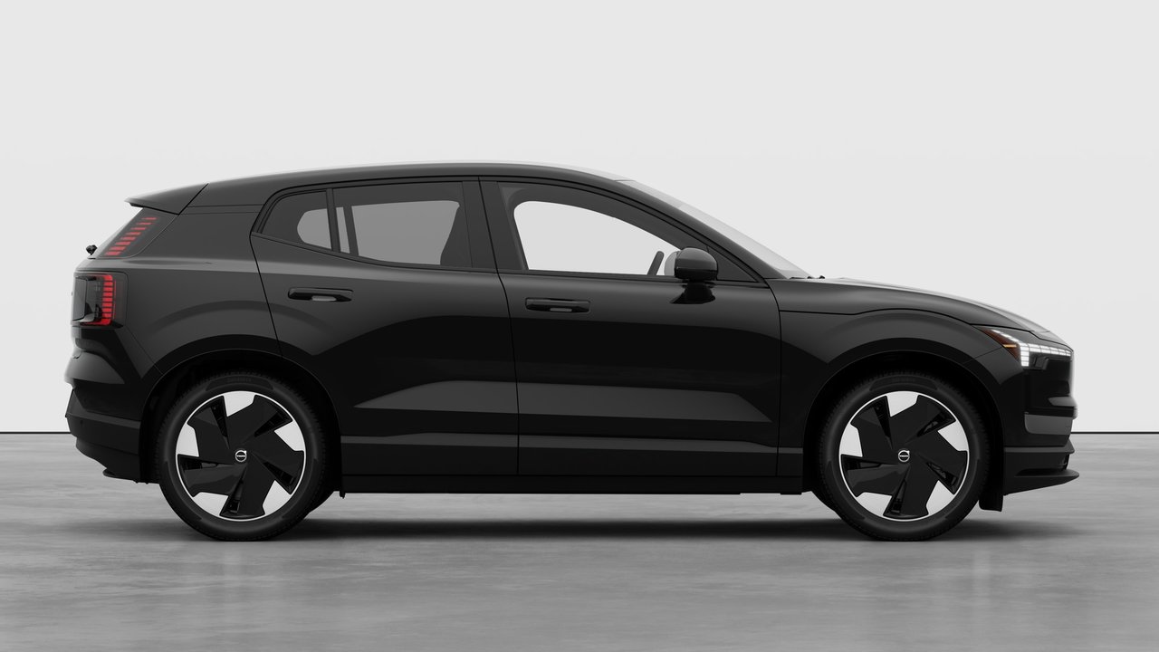 2026 Volvo EX30 - Image 7