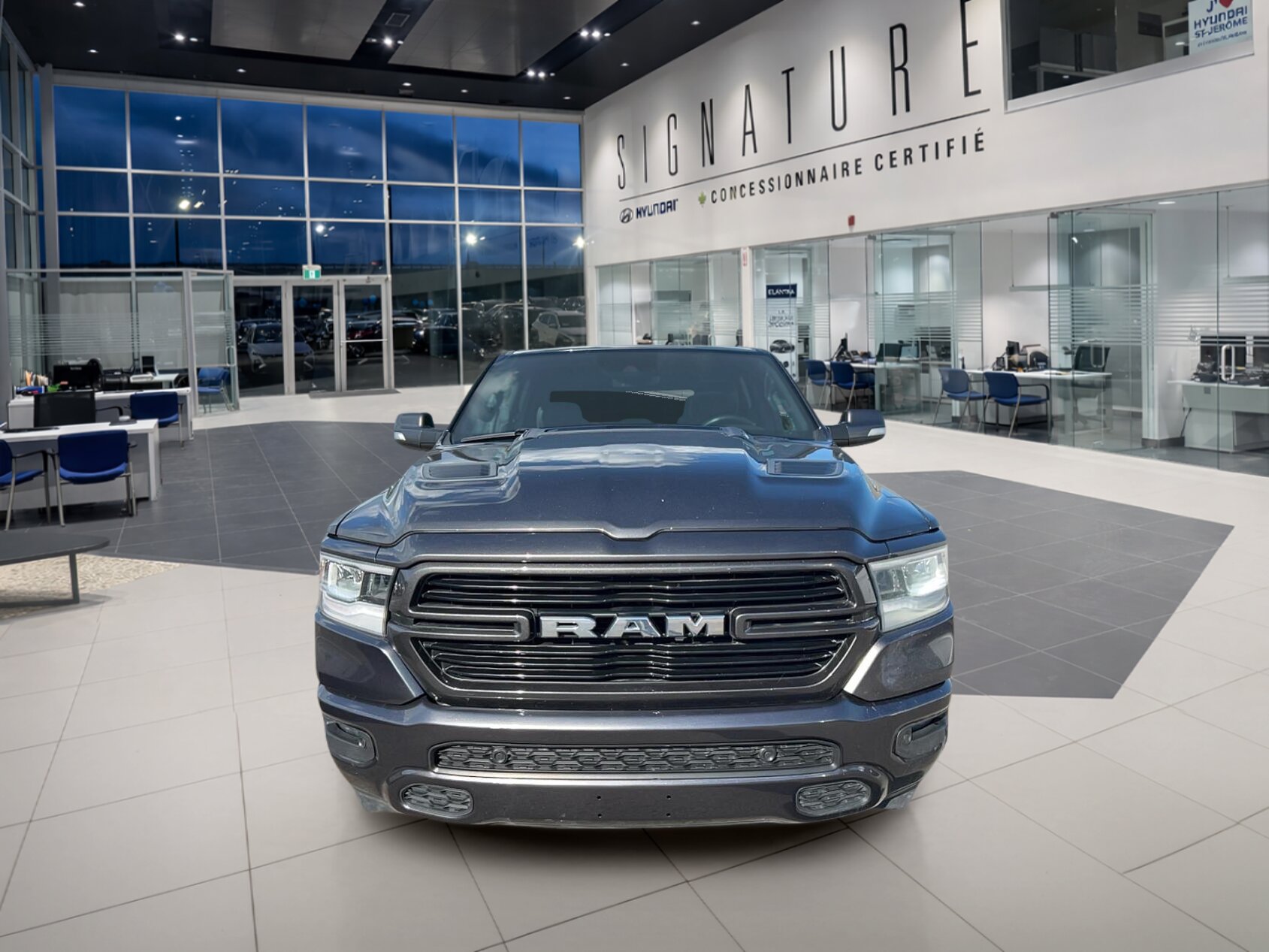 2022 RAM 1500 - Image 2