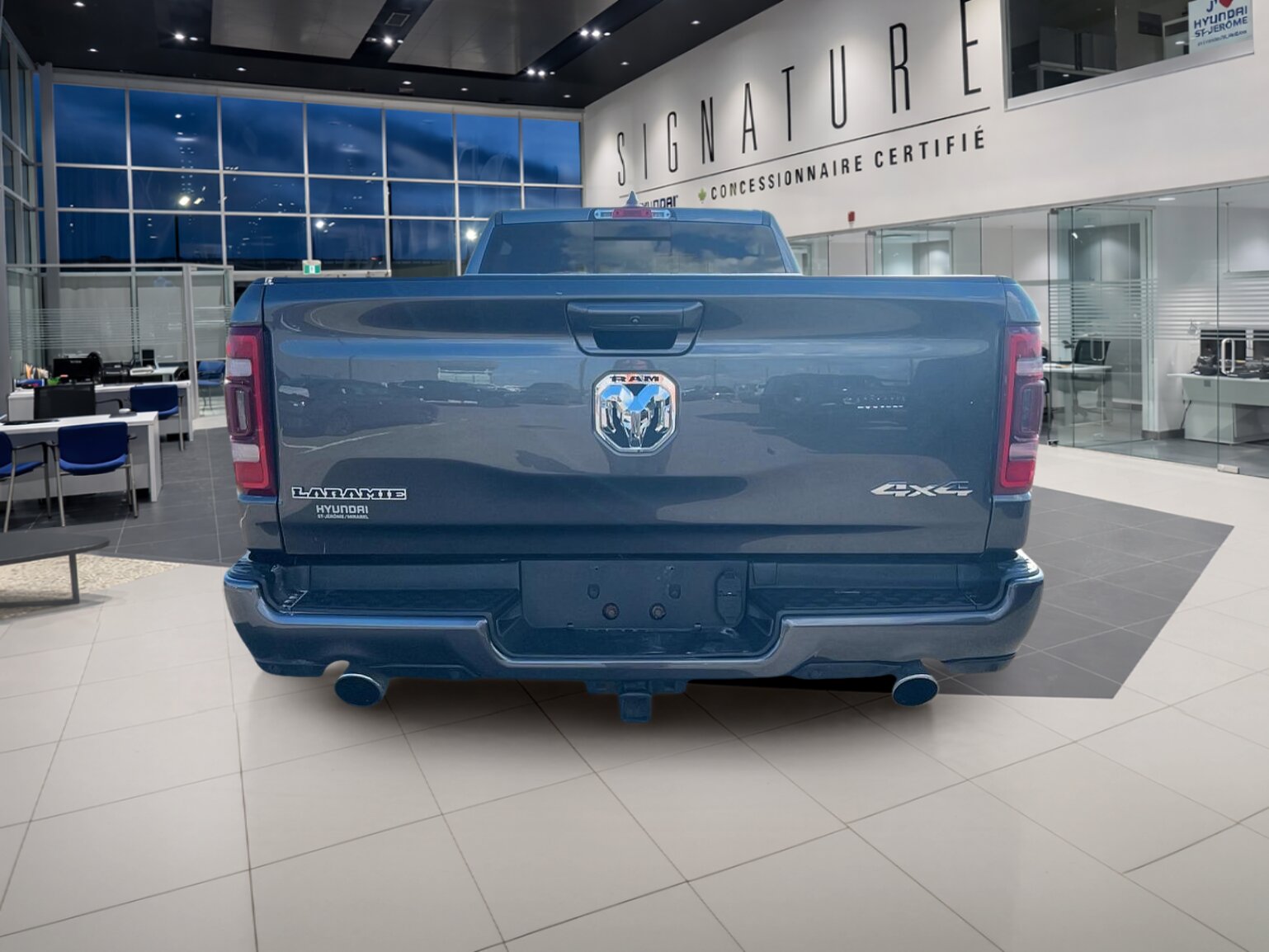 2022 RAM 1500 - Image 6