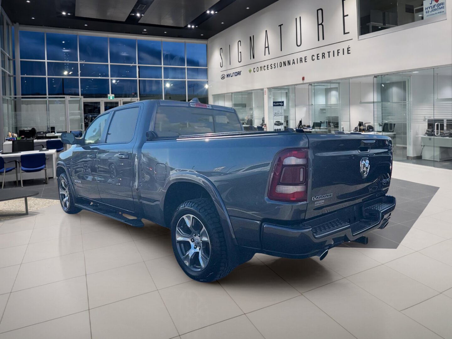 2022 RAM 1500 - Image 7