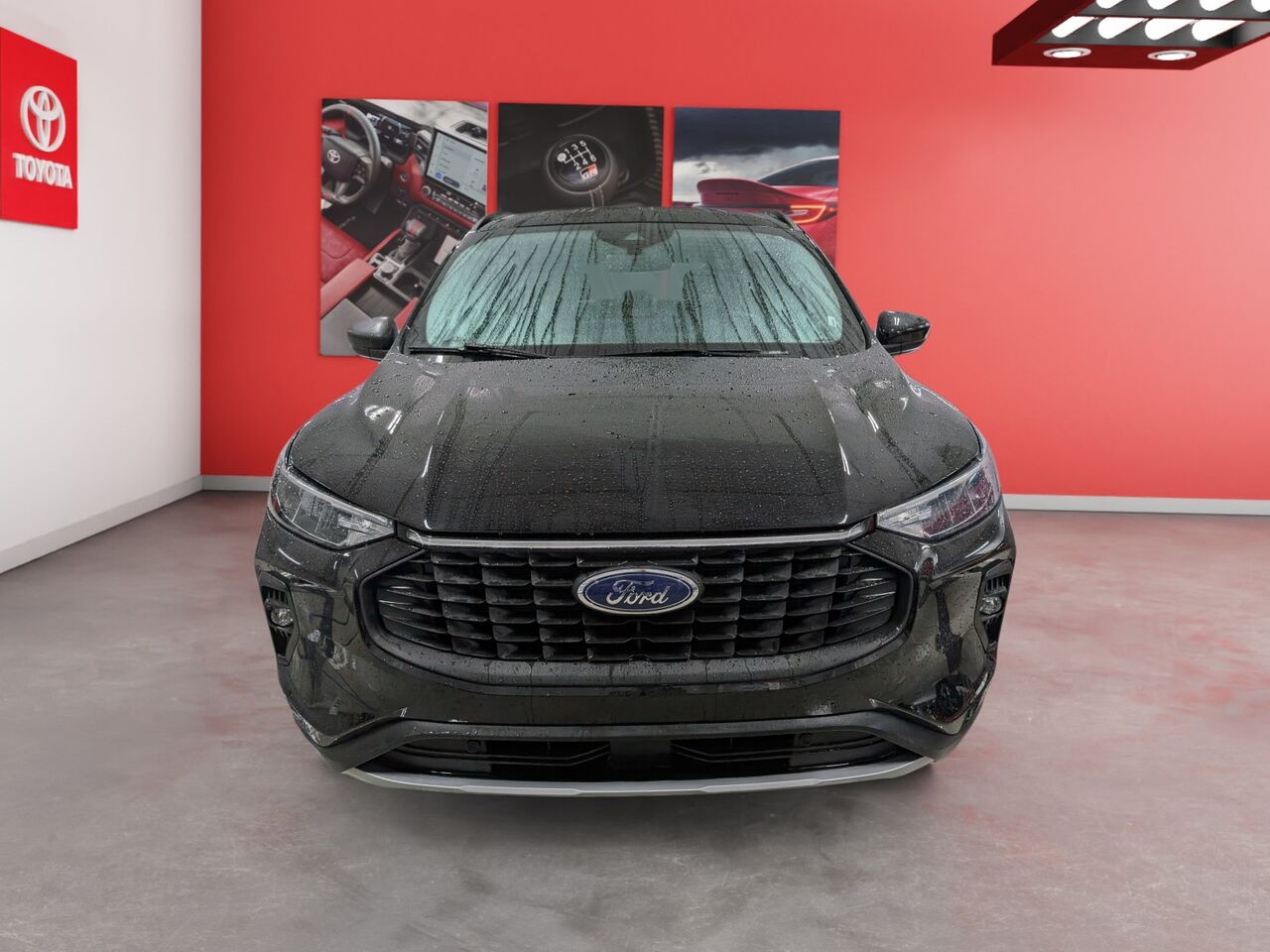 2025 Ford Escape - Image 2