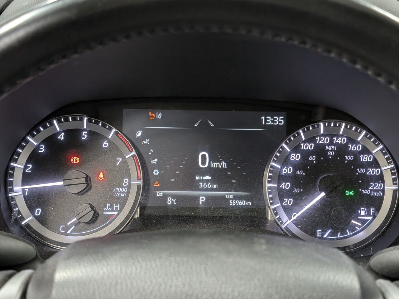 2023 Toyota Highlander - Image 16