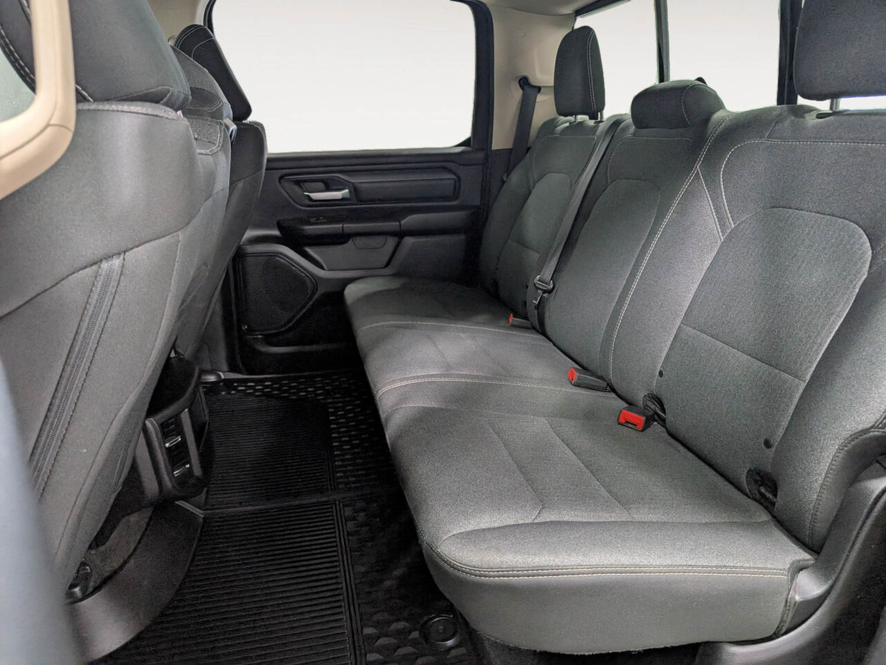 2020 Ram 1500 - Image 23