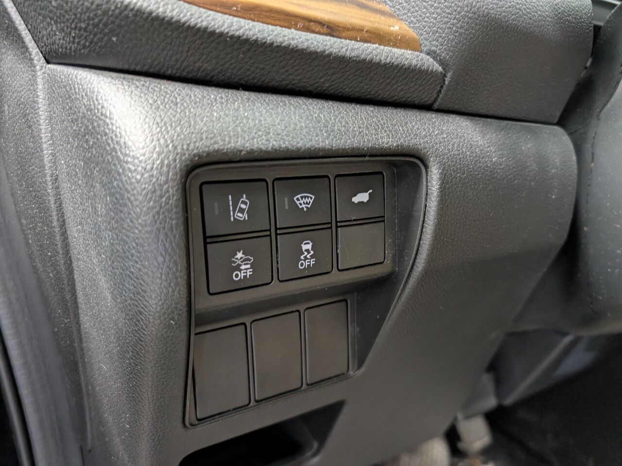 2018 Honda CR-V - Image 12