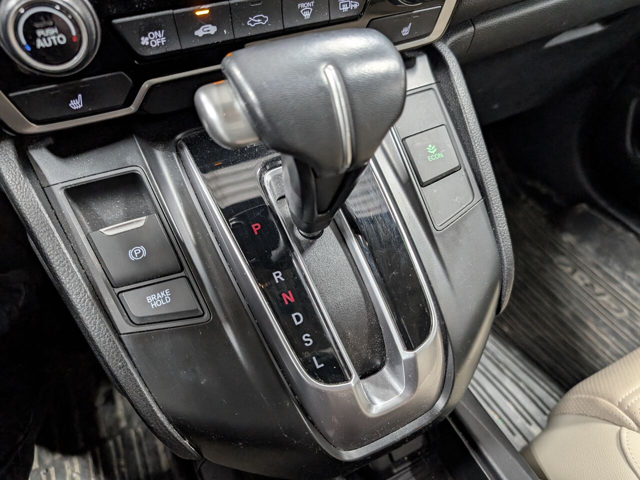 2018 Honda CR-V - Image 20