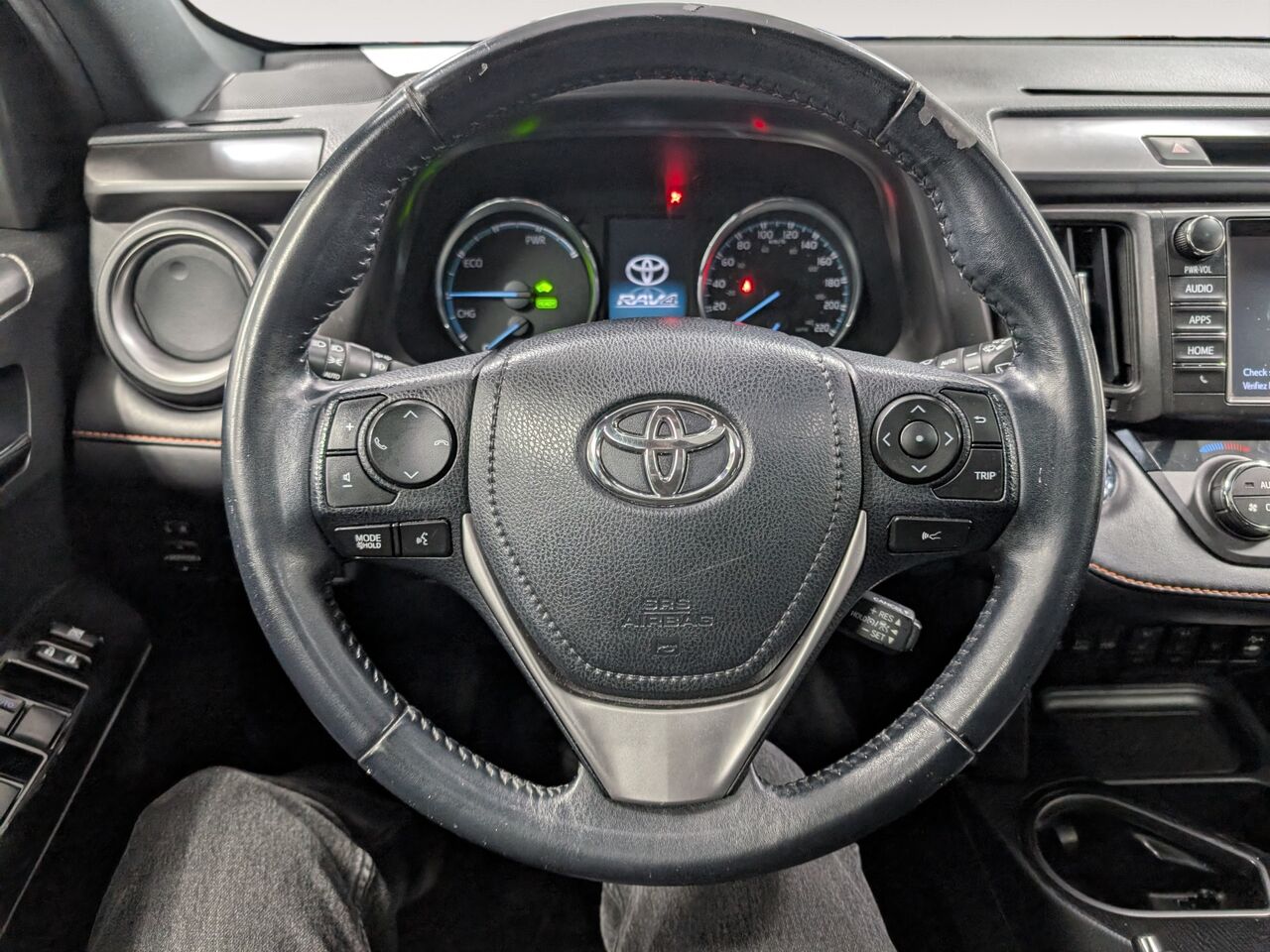 2017 Toyota RAV4 Hybride - Image 12