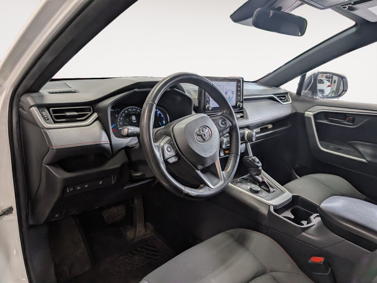 2021 Toyota RAV4 Prime - Image 8