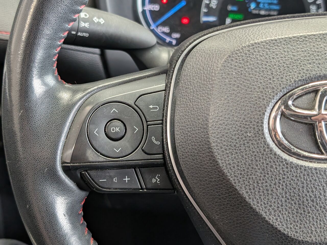 2021 Toyota RAV4 Prime - Image 16