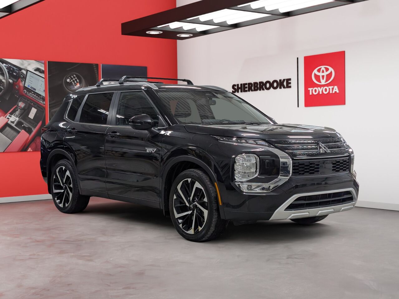 2025 Mitsubishi Outlander PHEV - Image 5