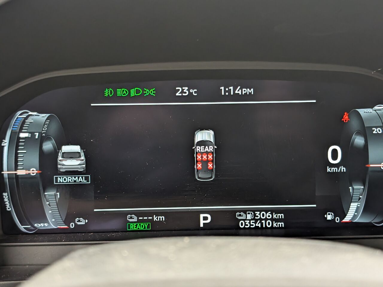2025 Mitsubishi Outlander PHEV - Image 18