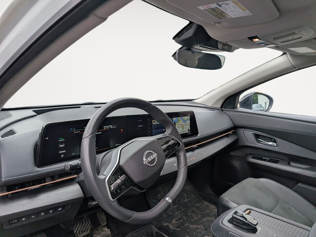 2024 Nissan ARIYA - Image 11