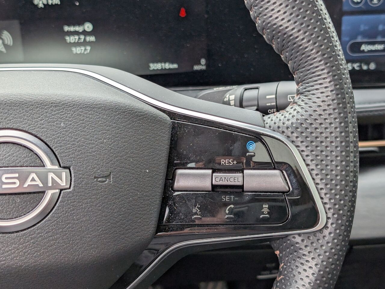 2024 Nissan ARIYA - Image 16