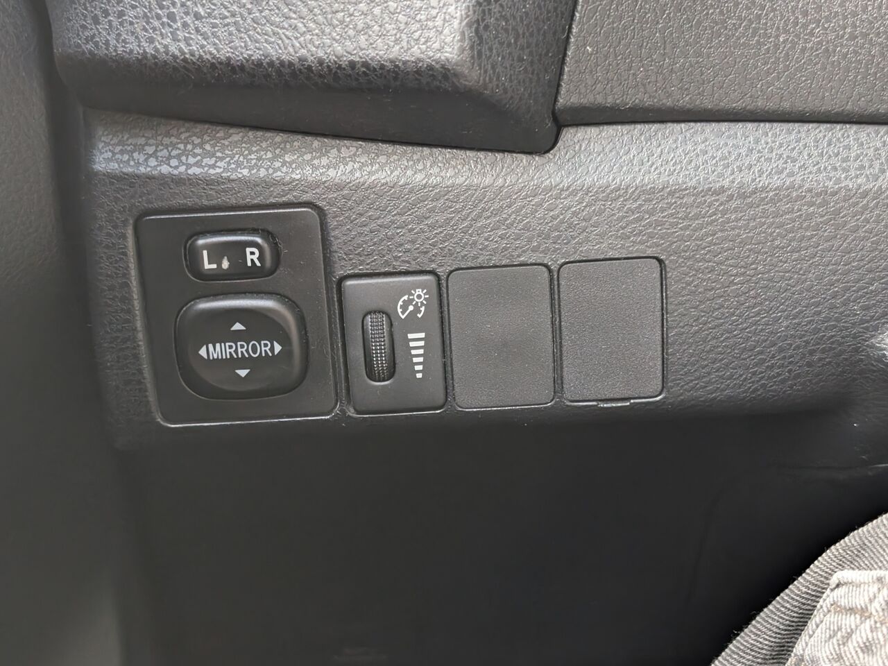 2014 Toyota Corolla - Image 12