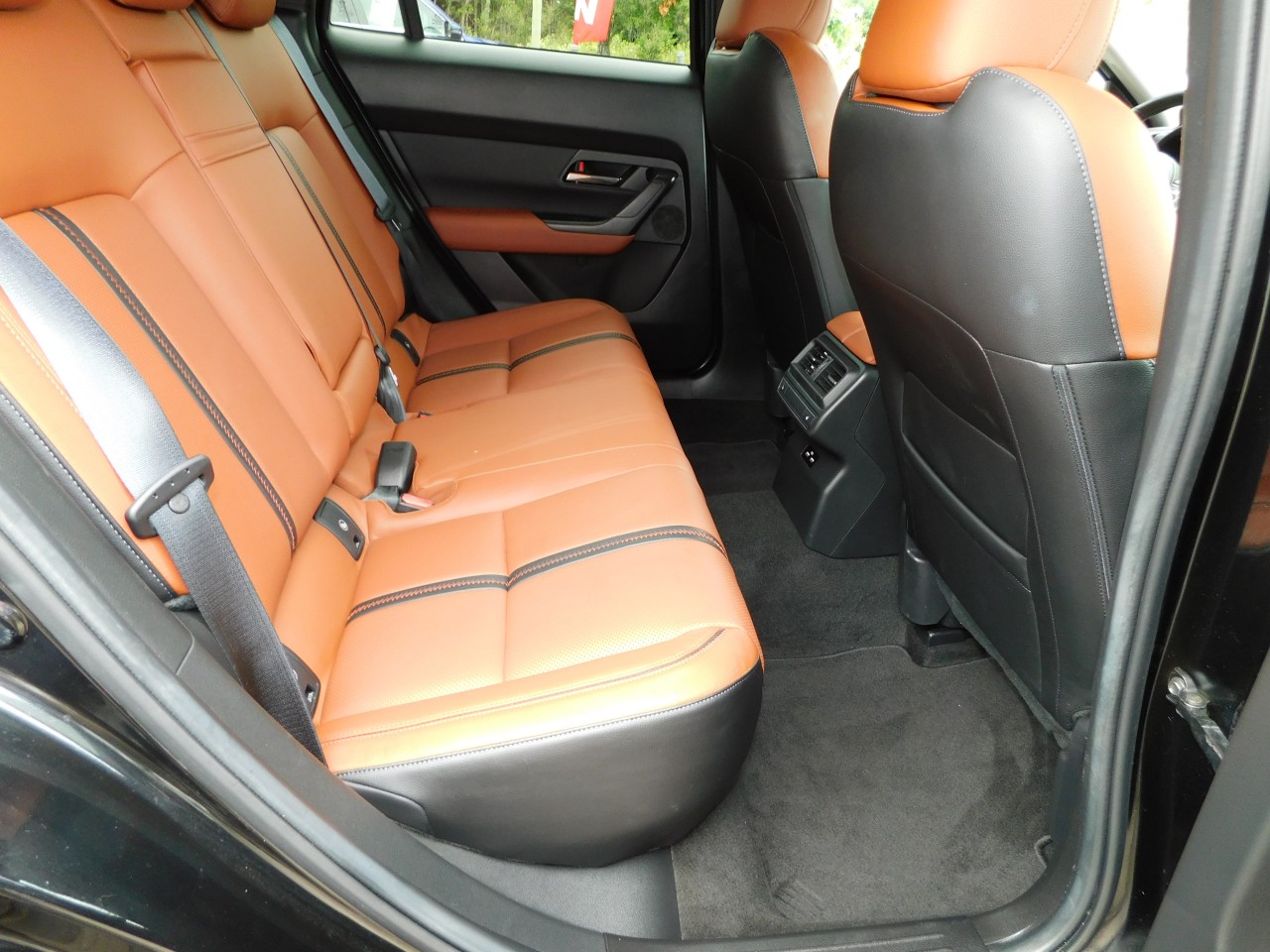 2023 Mazda CX-50 - Image 10