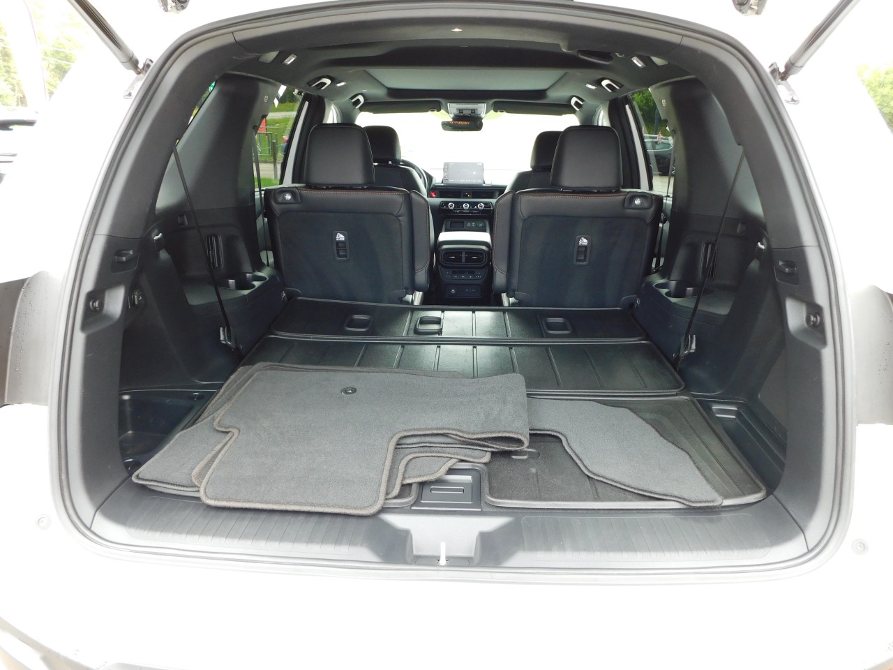 2025 Honda Pilot - Image 10
