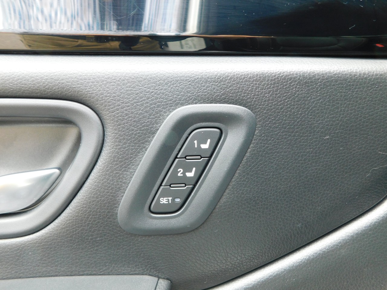 2025 Honda Pilot - Image 14