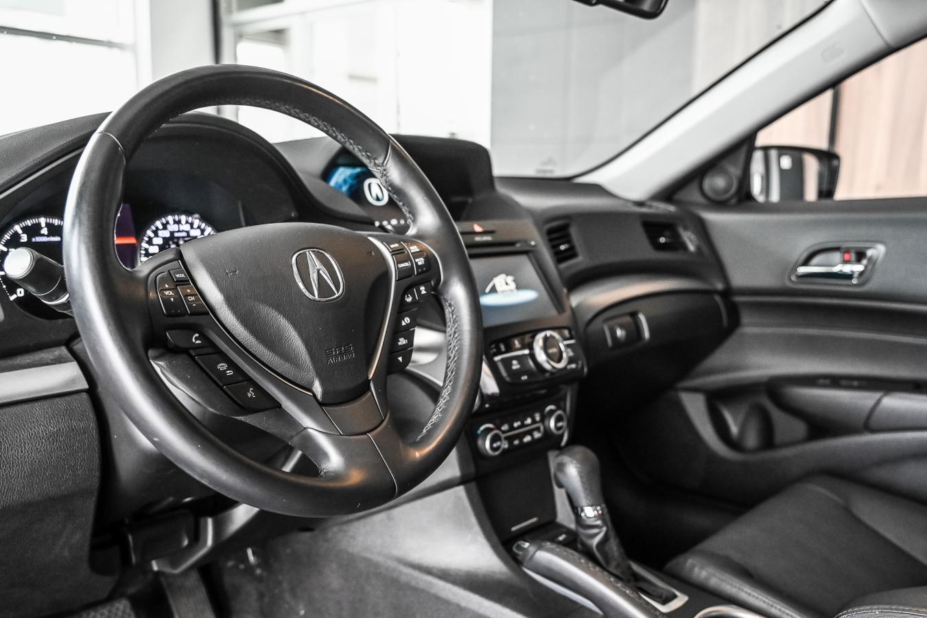 2017 Acura ILX - Image 13