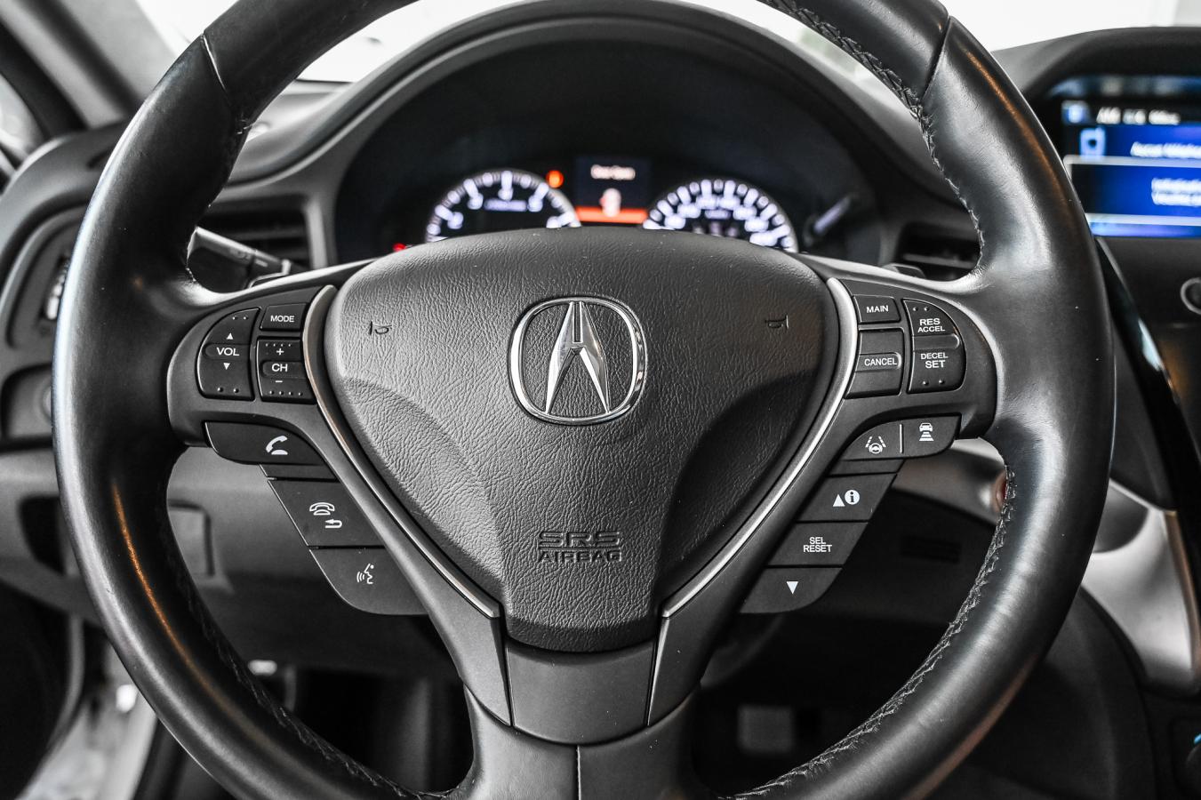 2017 Acura ILX - Image 16