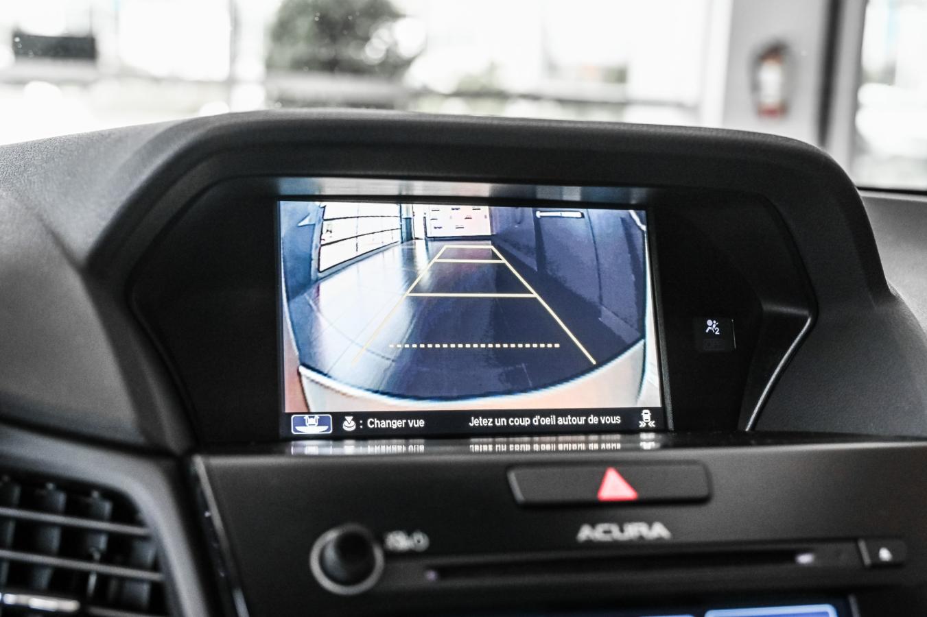 2017 Acura ILX - Image 24