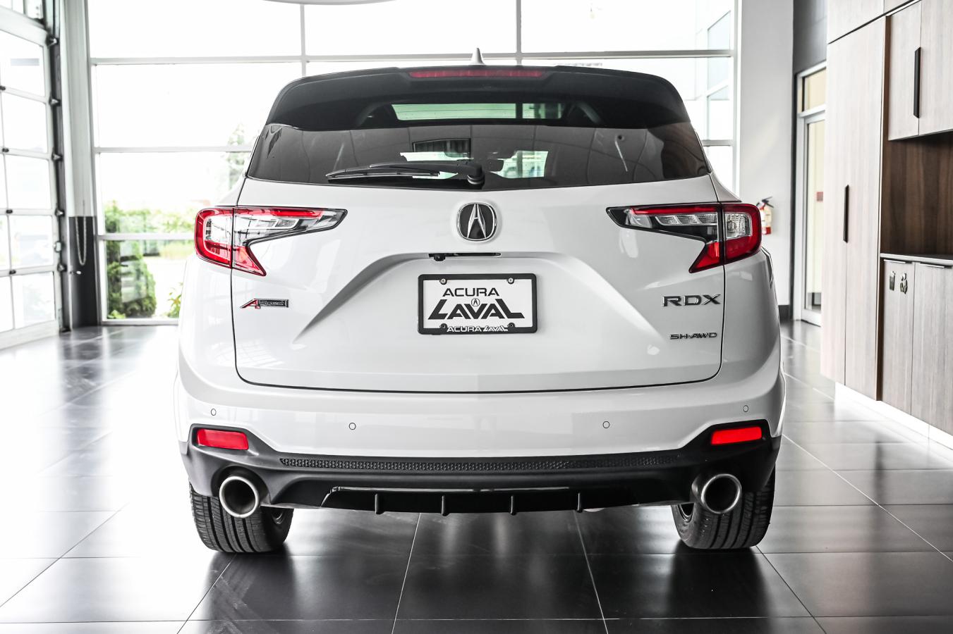 2024 Acura RDX - Image 11