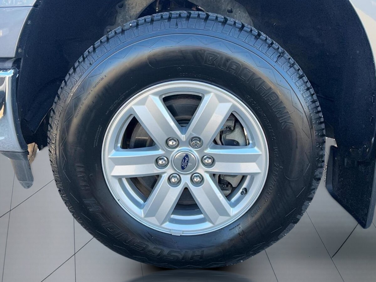 2022 Ford F-150 - Image 9
