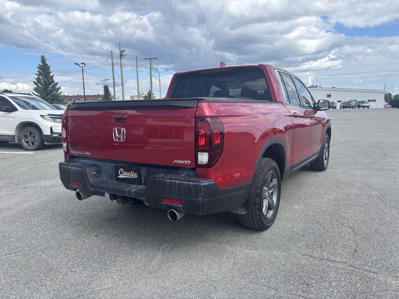 2023 Honda Ridgeline - Image 5
