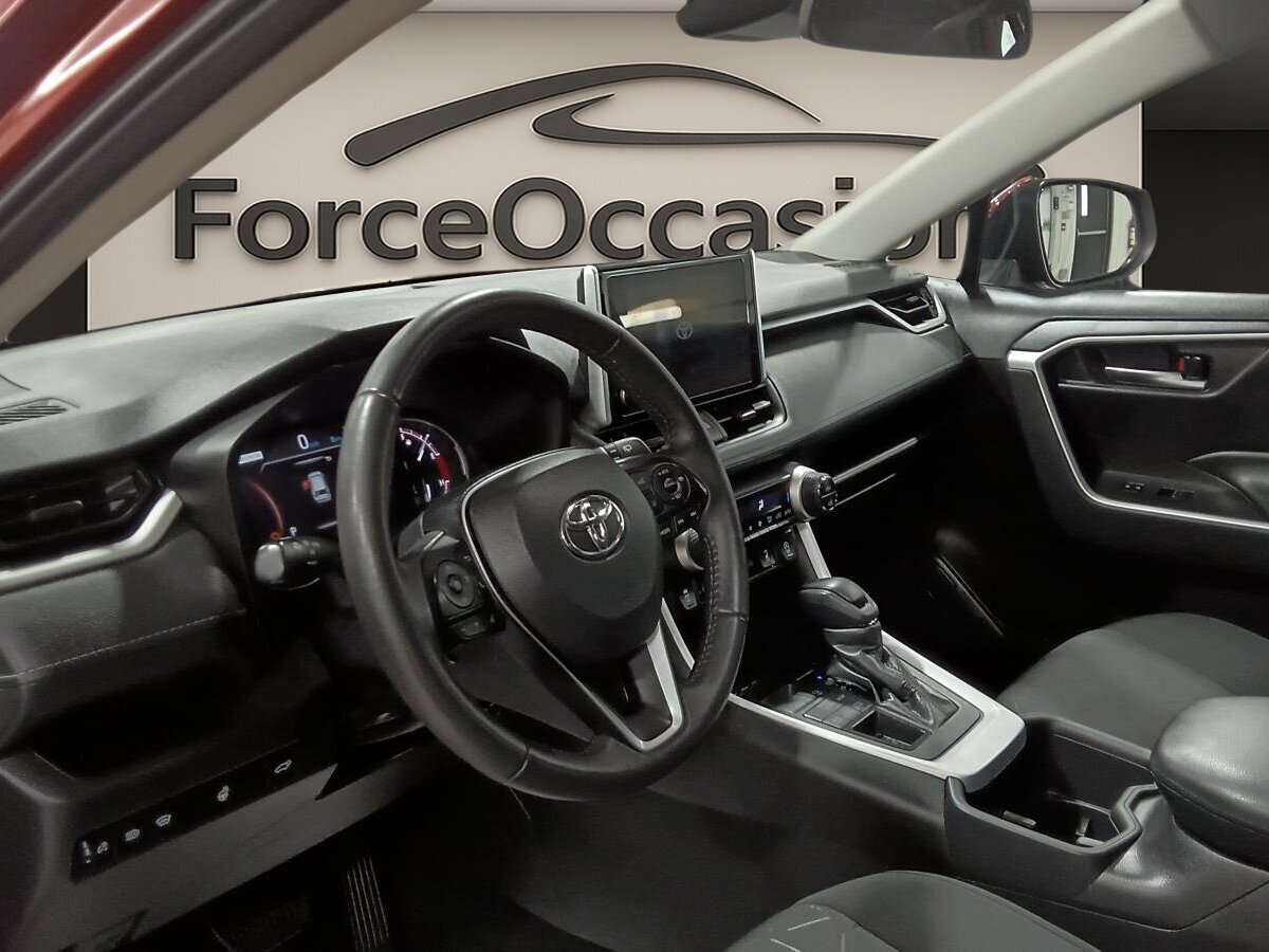 2024 Toyota RAV4 - Image 5