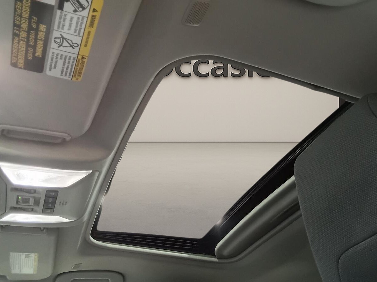 2024 Toyota RAV4 - Image 7