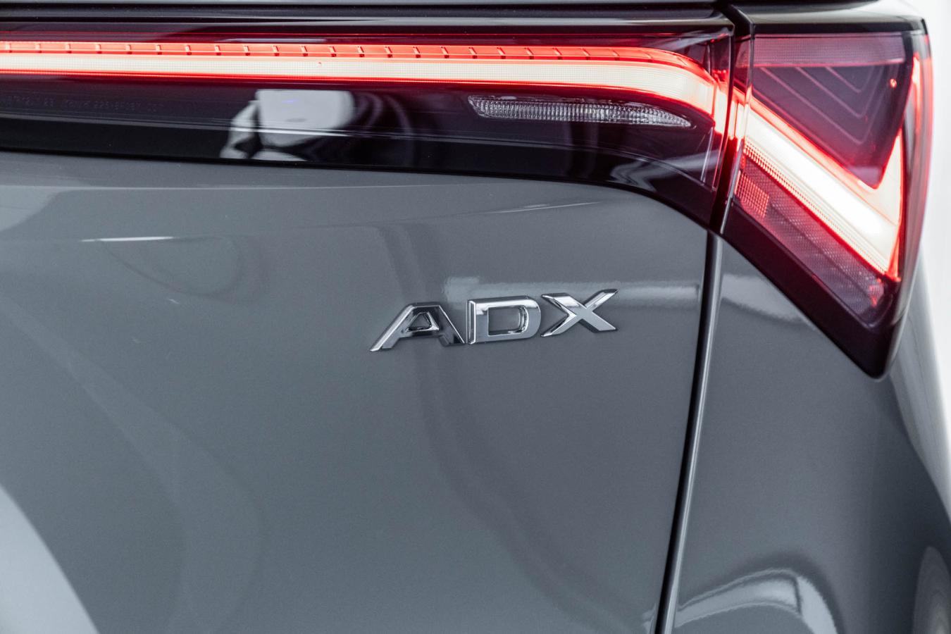 2026 Acura ADX - Image 9