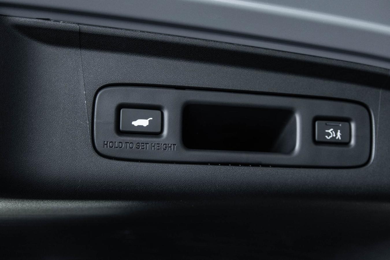 2026 Acura ADX - Image 12