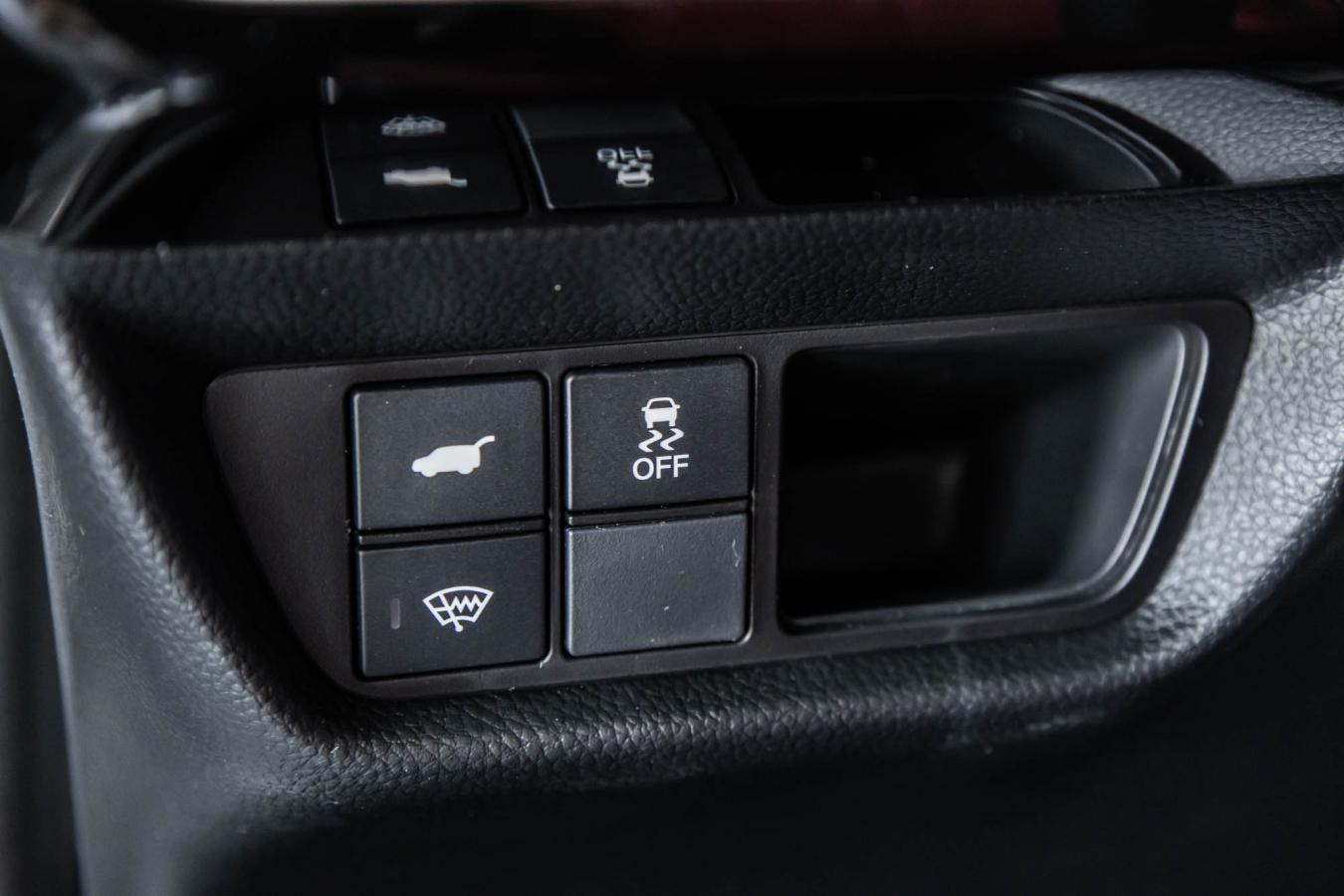 2026 Acura ADX - Image 17